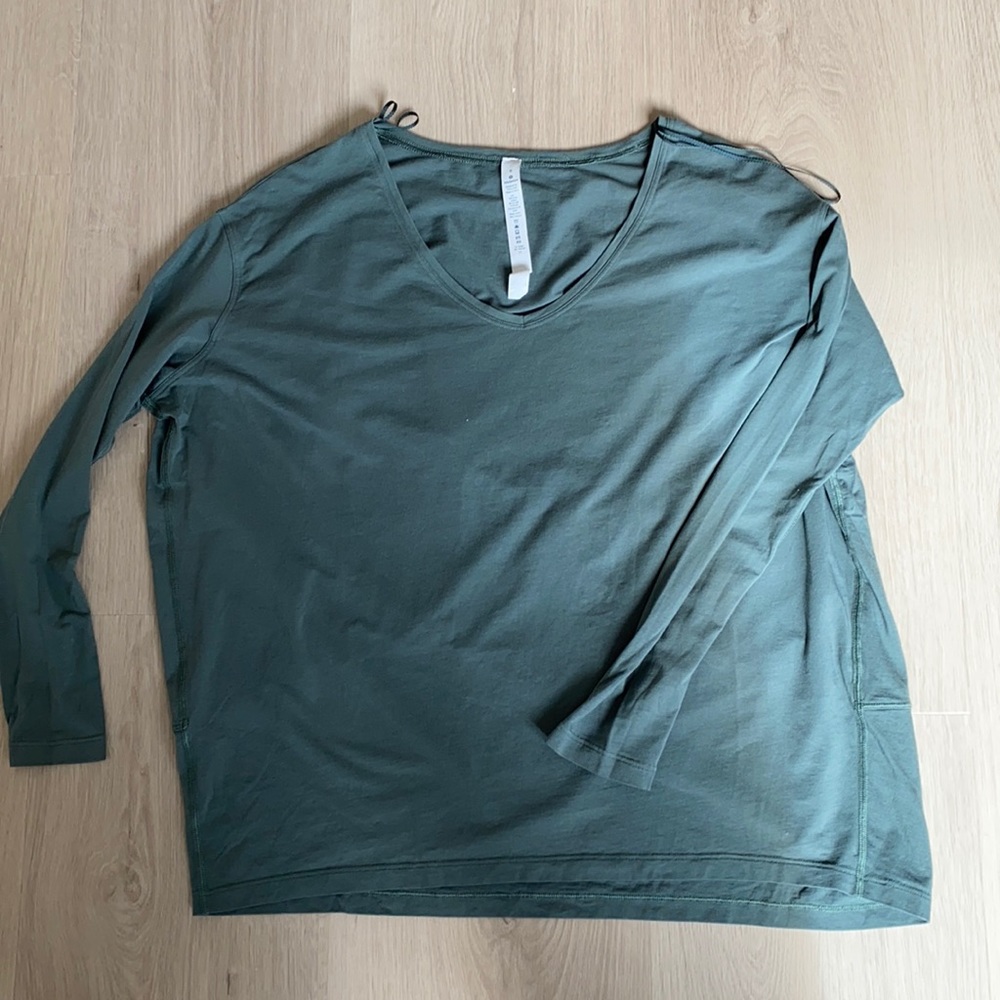 Lululemon long sleeve good condition